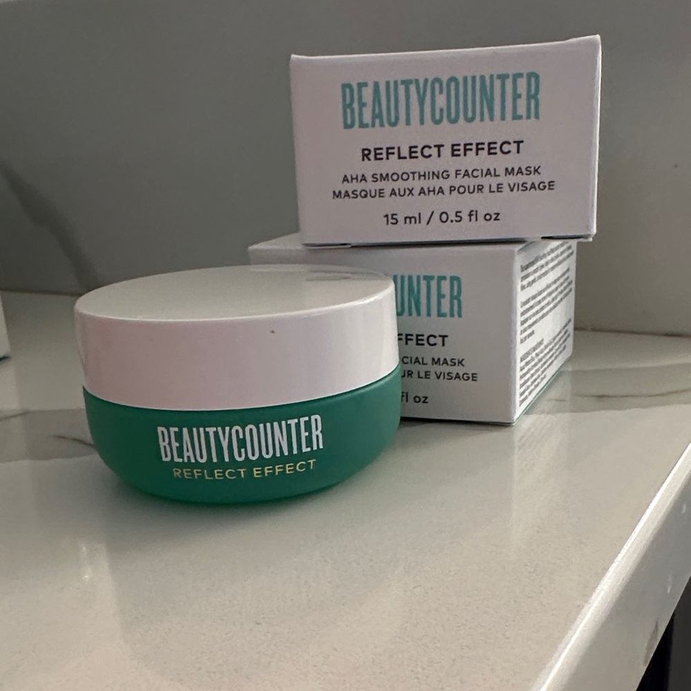 Beautycounter Reflect Effect AHA Facial Mask - Teal